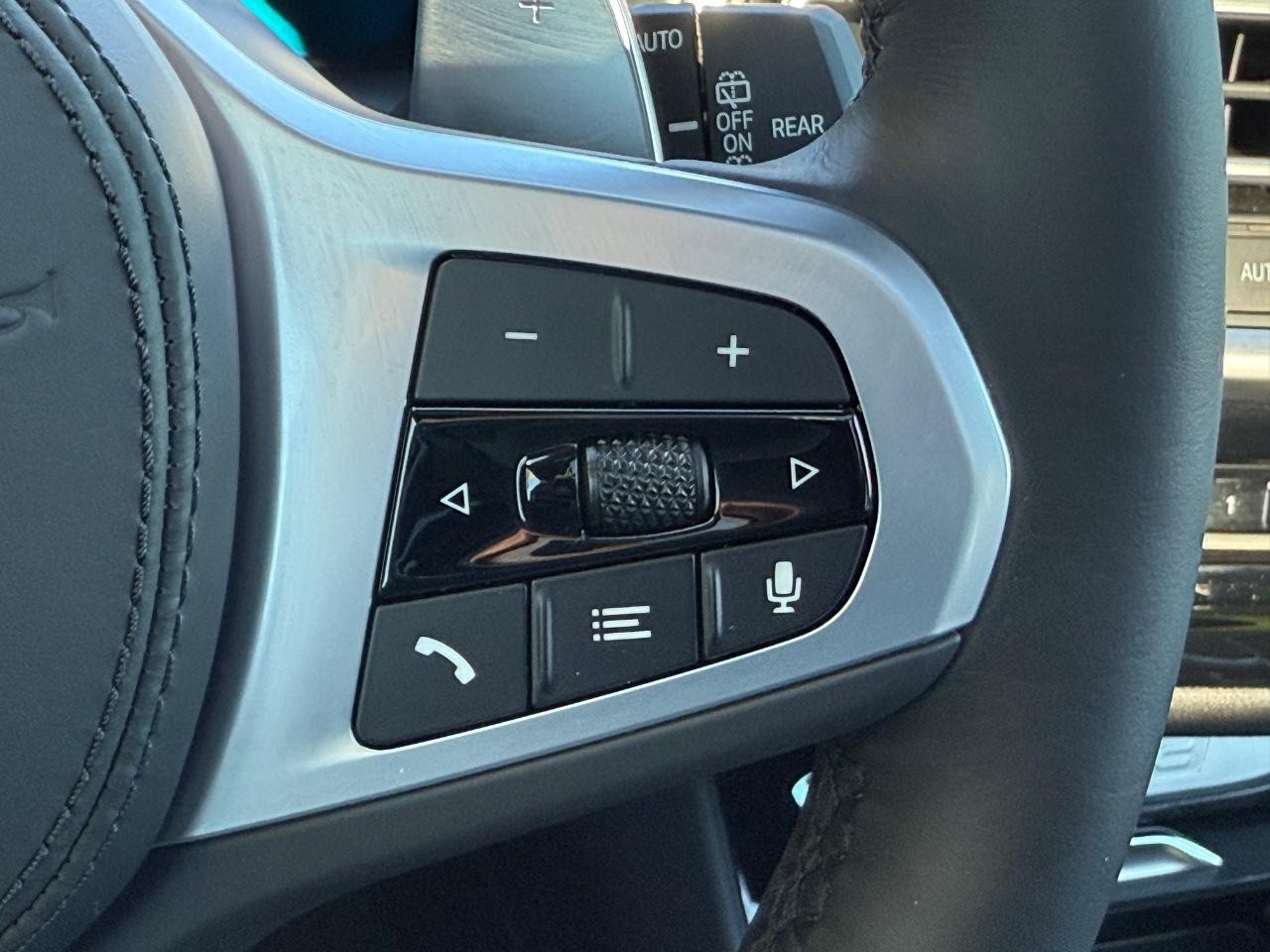 BMW X3 Vehicle Image 17