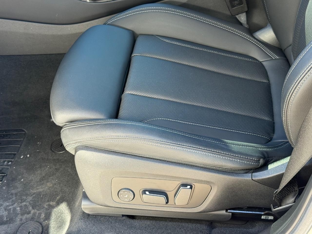 BMW X3 Vehicle Image 22