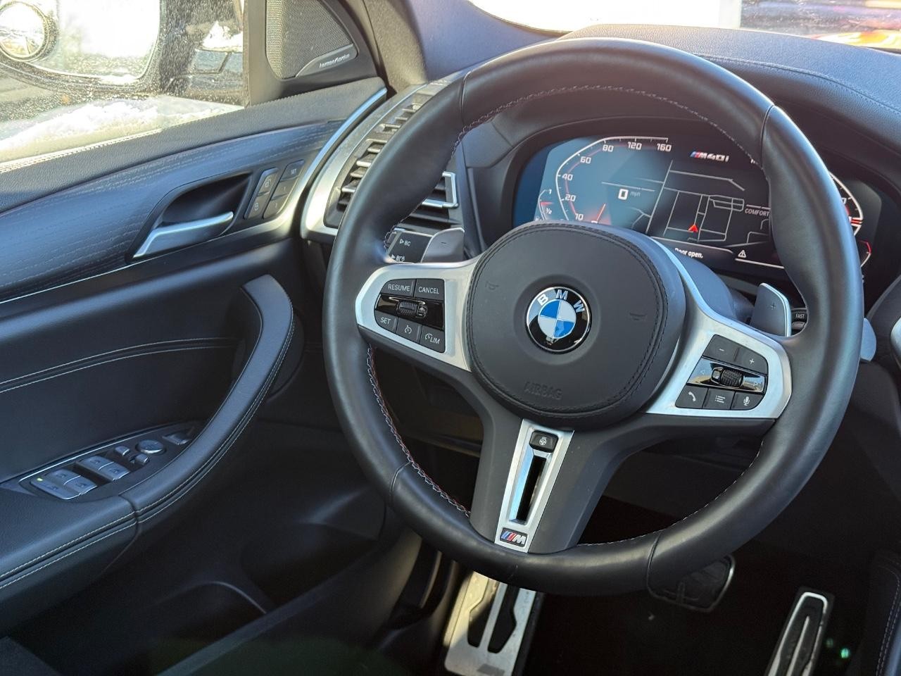 BMW X4 Vehicle Image 12