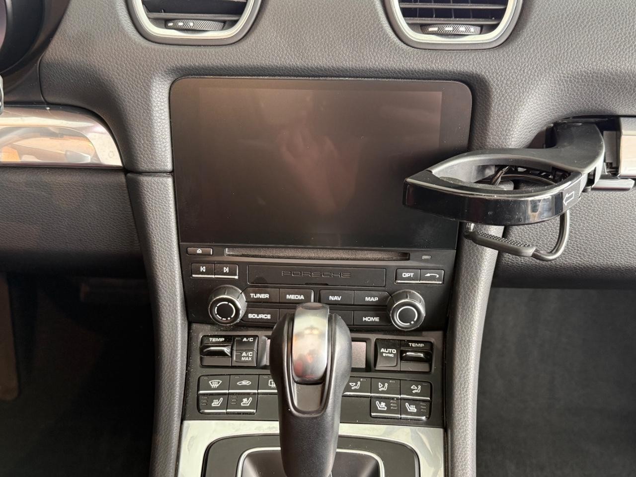 Porsche 718 Boxster Vehicle Image 09