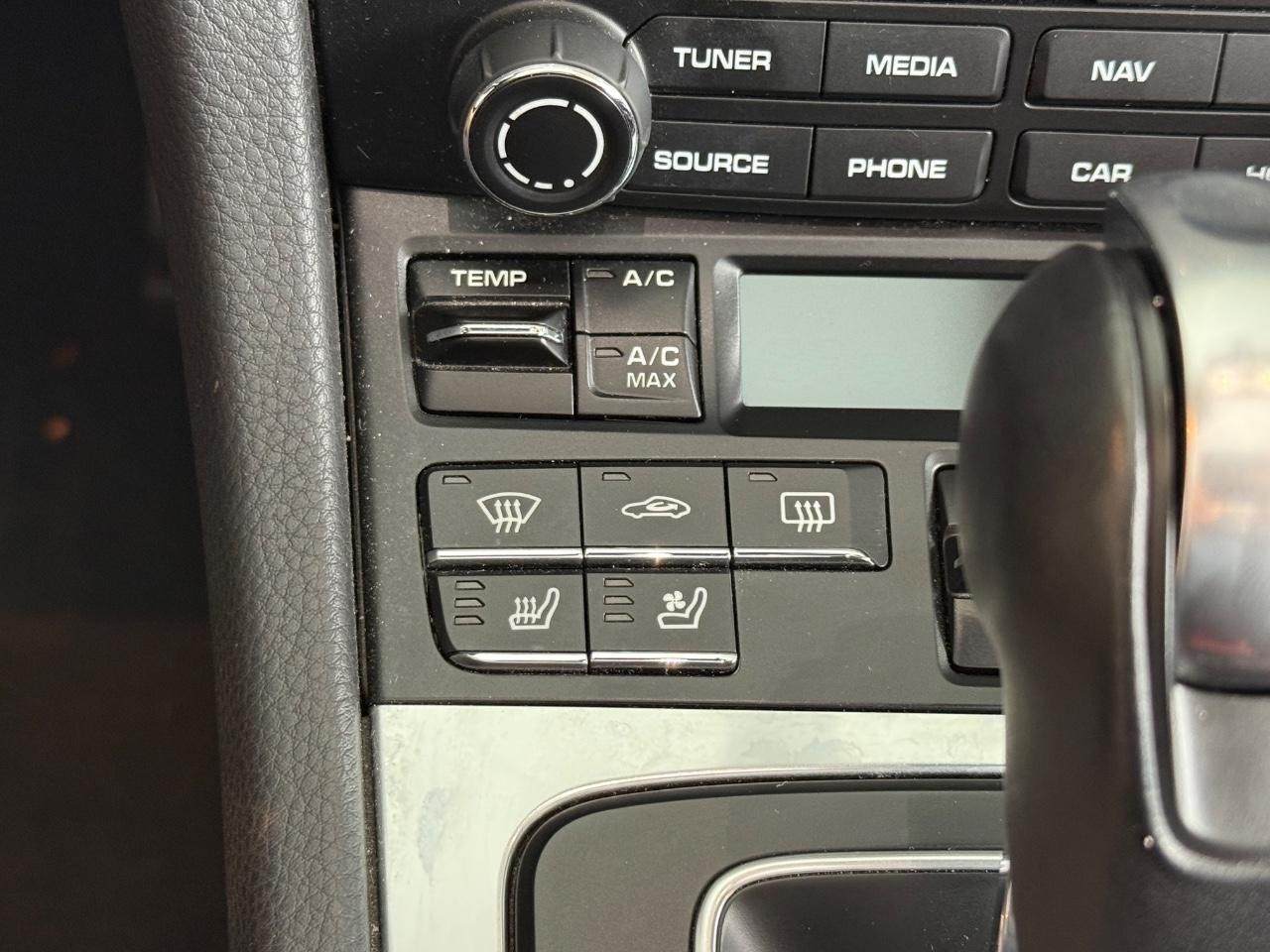 Porsche 718 Boxster Vehicle Image 16