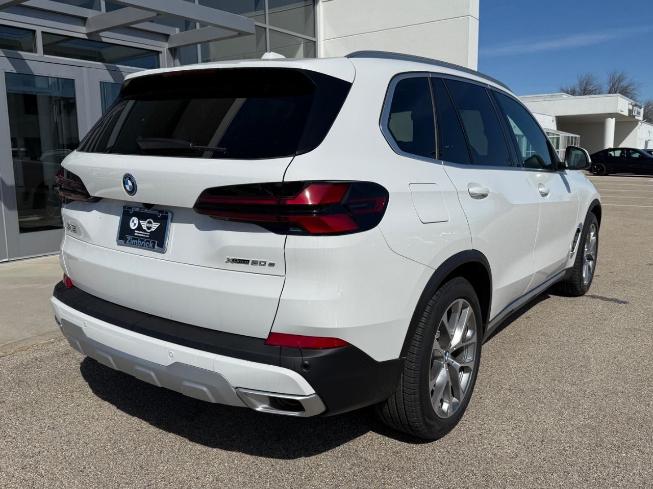 BMW X5 Vehicle Image 03