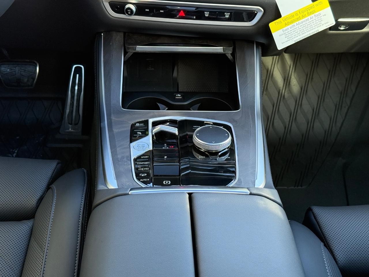 BMW X5 Vehicle Image 08