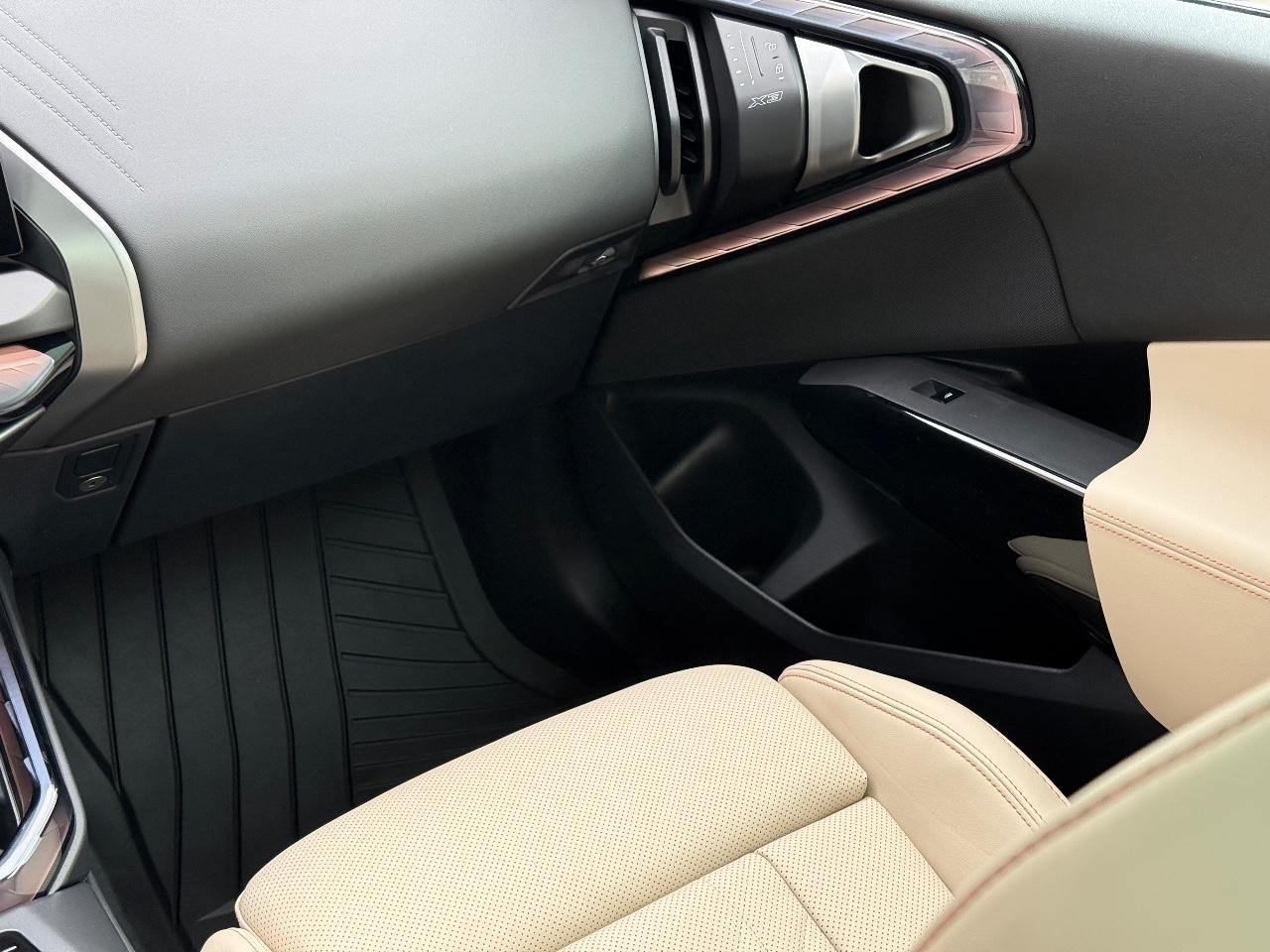 BMW X3 Vehicle Image 10