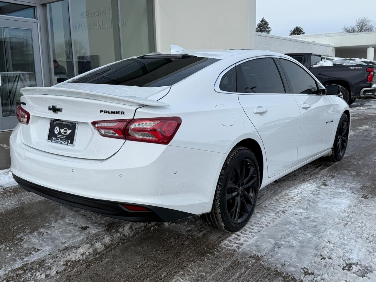 Chevrolet Malibu Vehicle Image 03