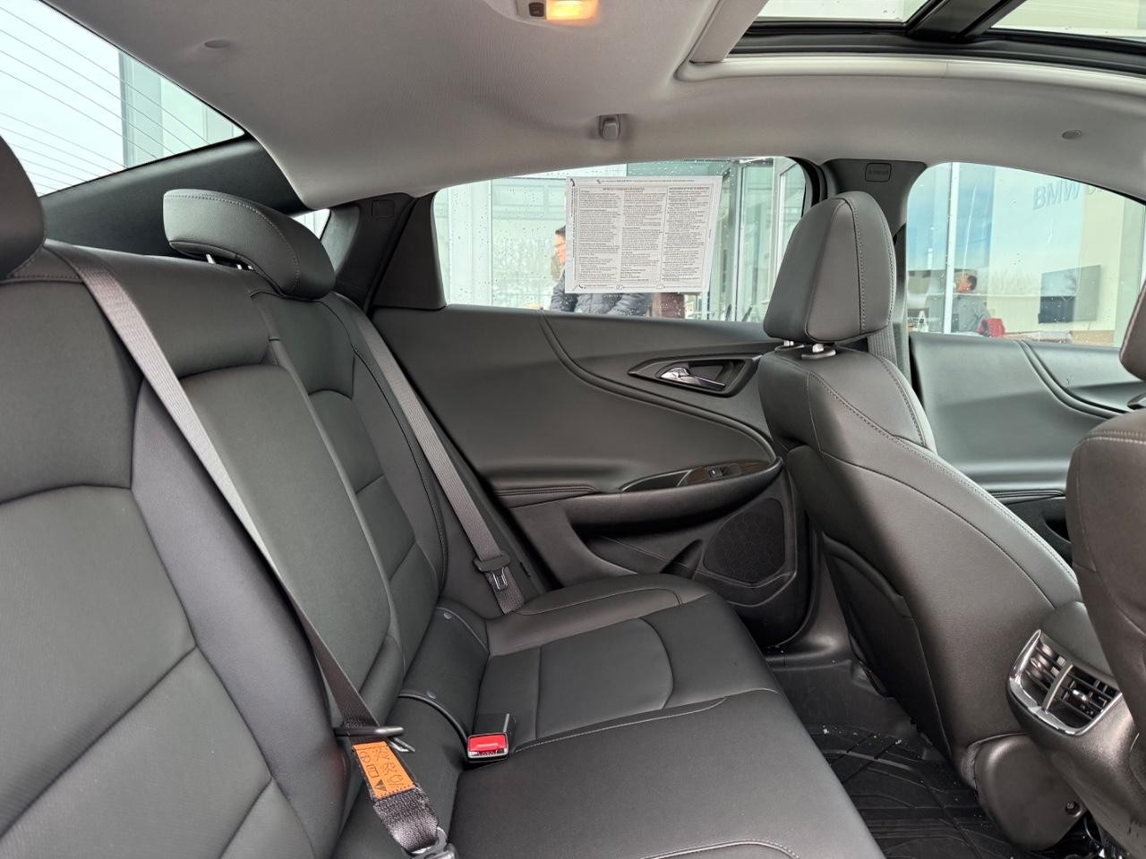 Chevrolet Malibu Vehicle Image 09