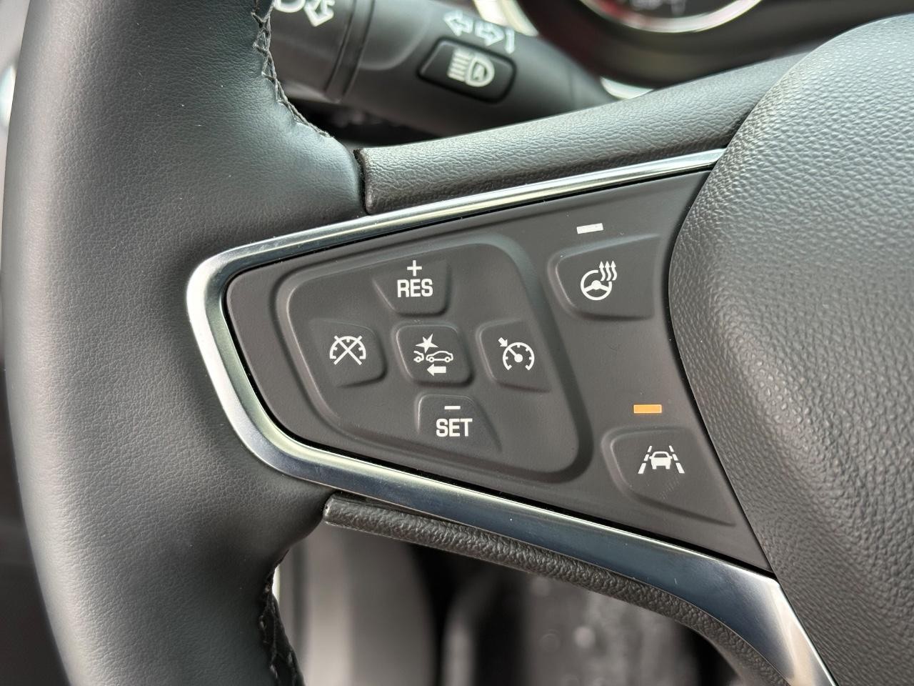 Chevrolet Malibu Vehicle Image 17