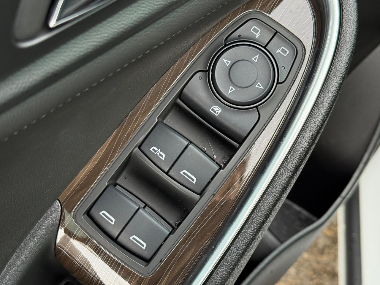 Chevrolet Malibu Vehicle Image 22