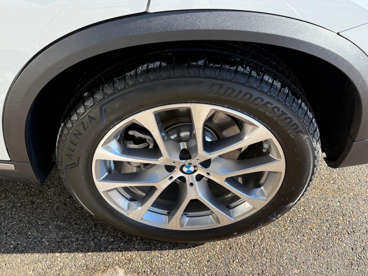 BMW X5 Vehicle Image 06