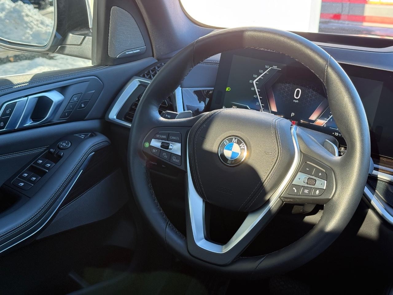 BMW X5 Vehicle Image 13