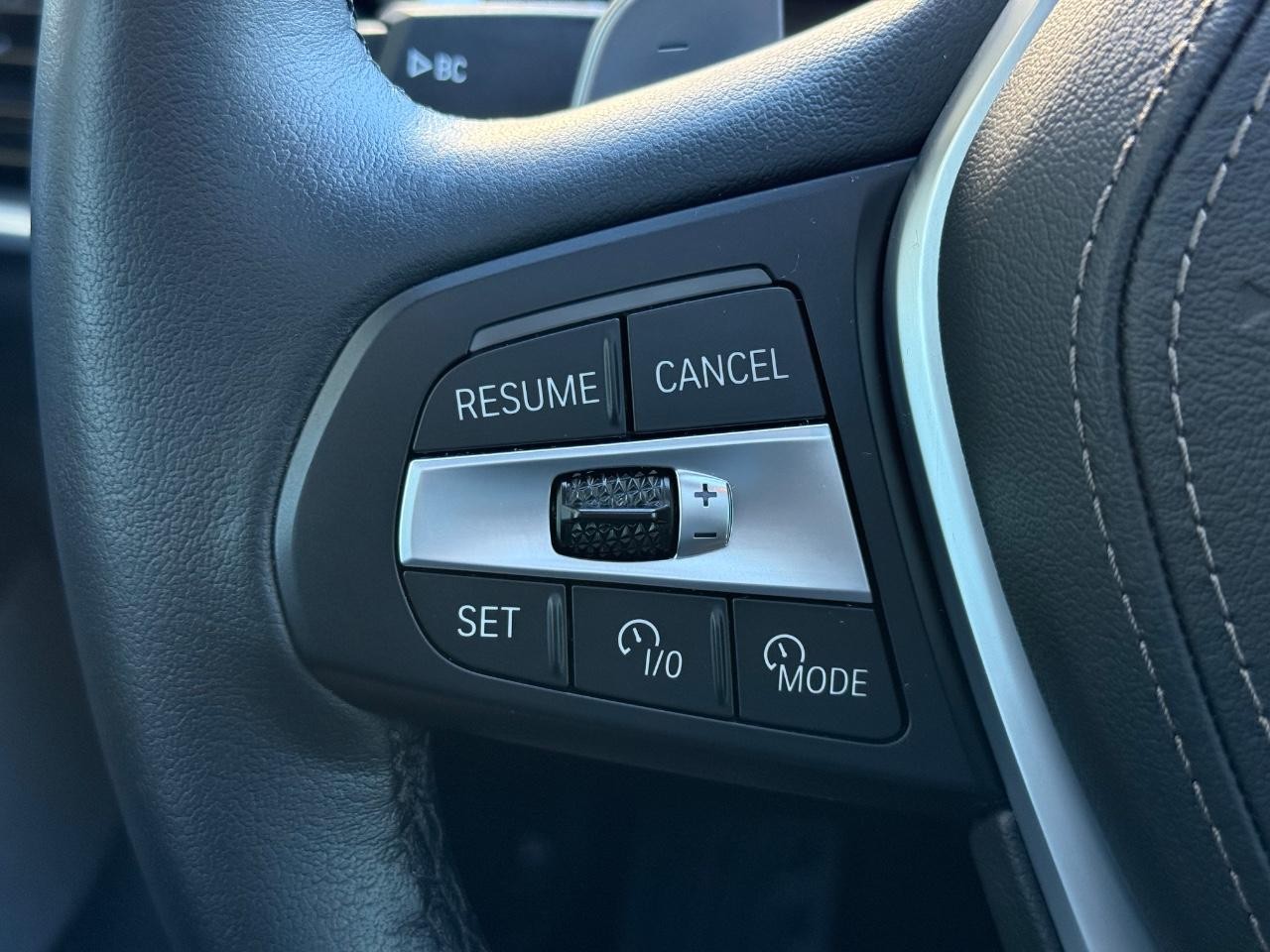 BMW X5 Vehicle Image 16