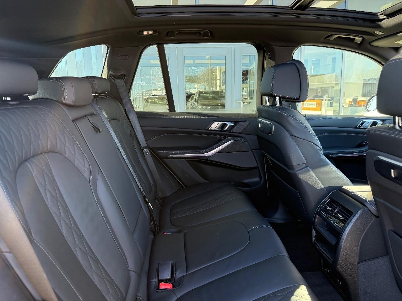 BMW X5 Vehicle Image 10