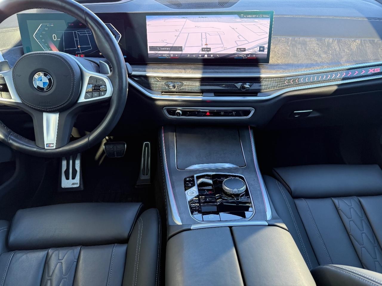 BMW X5 Vehicle Image 11