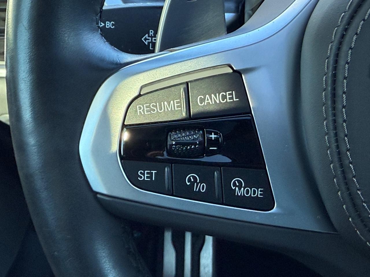 BMW X5 Vehicle Image 17