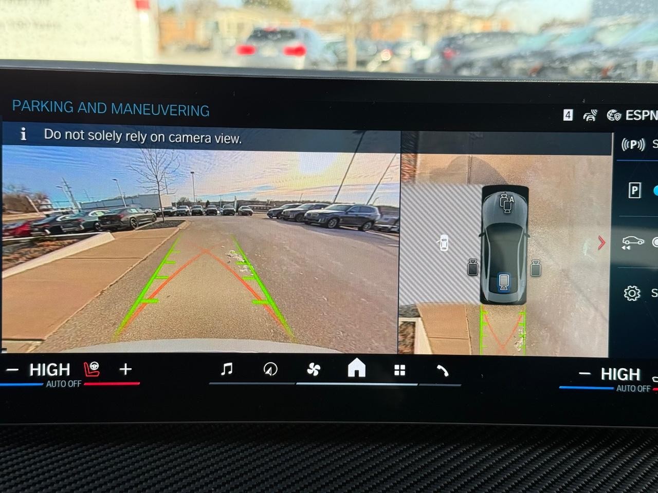 BMW M4 Vehicle Image 14