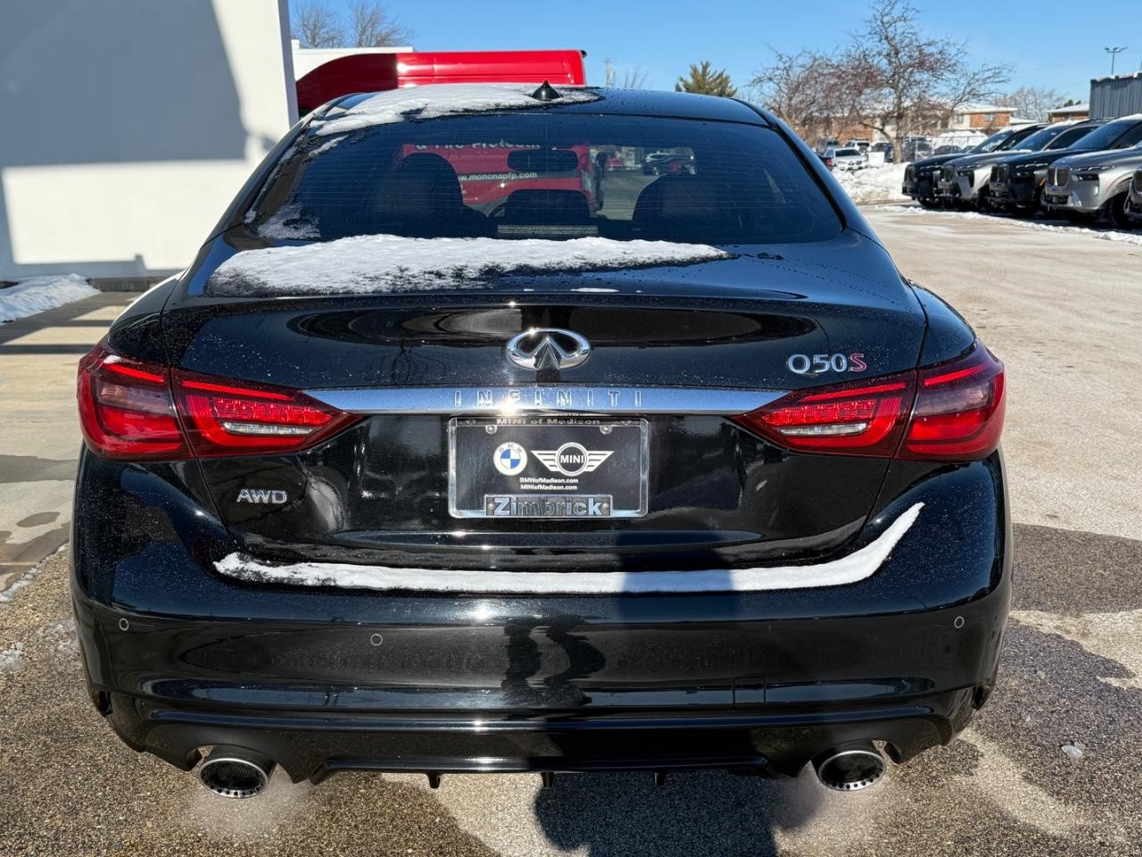 INFINITI Q50 Vehicle Image 04