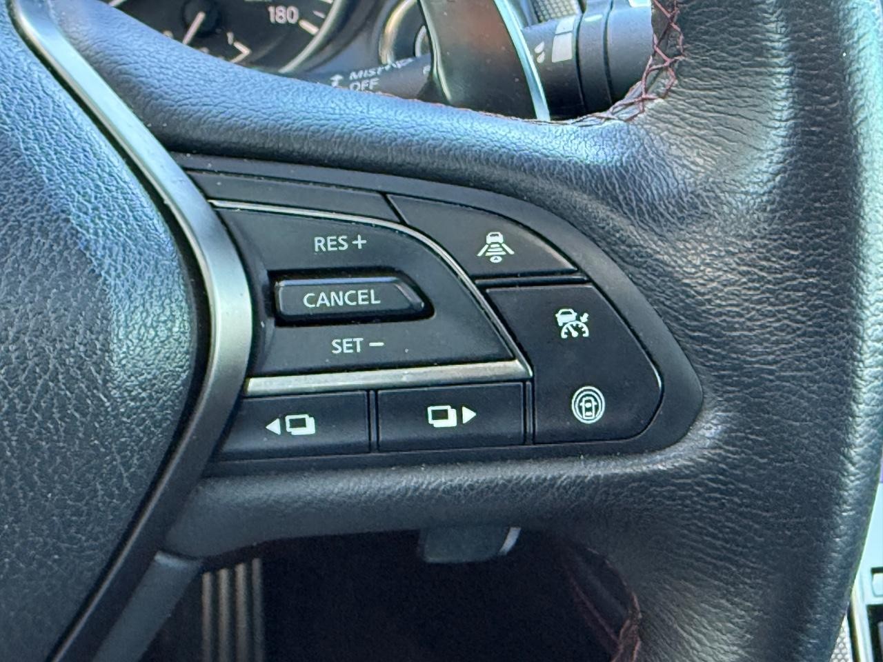 INFINITI Q50 Vehicle Image 16