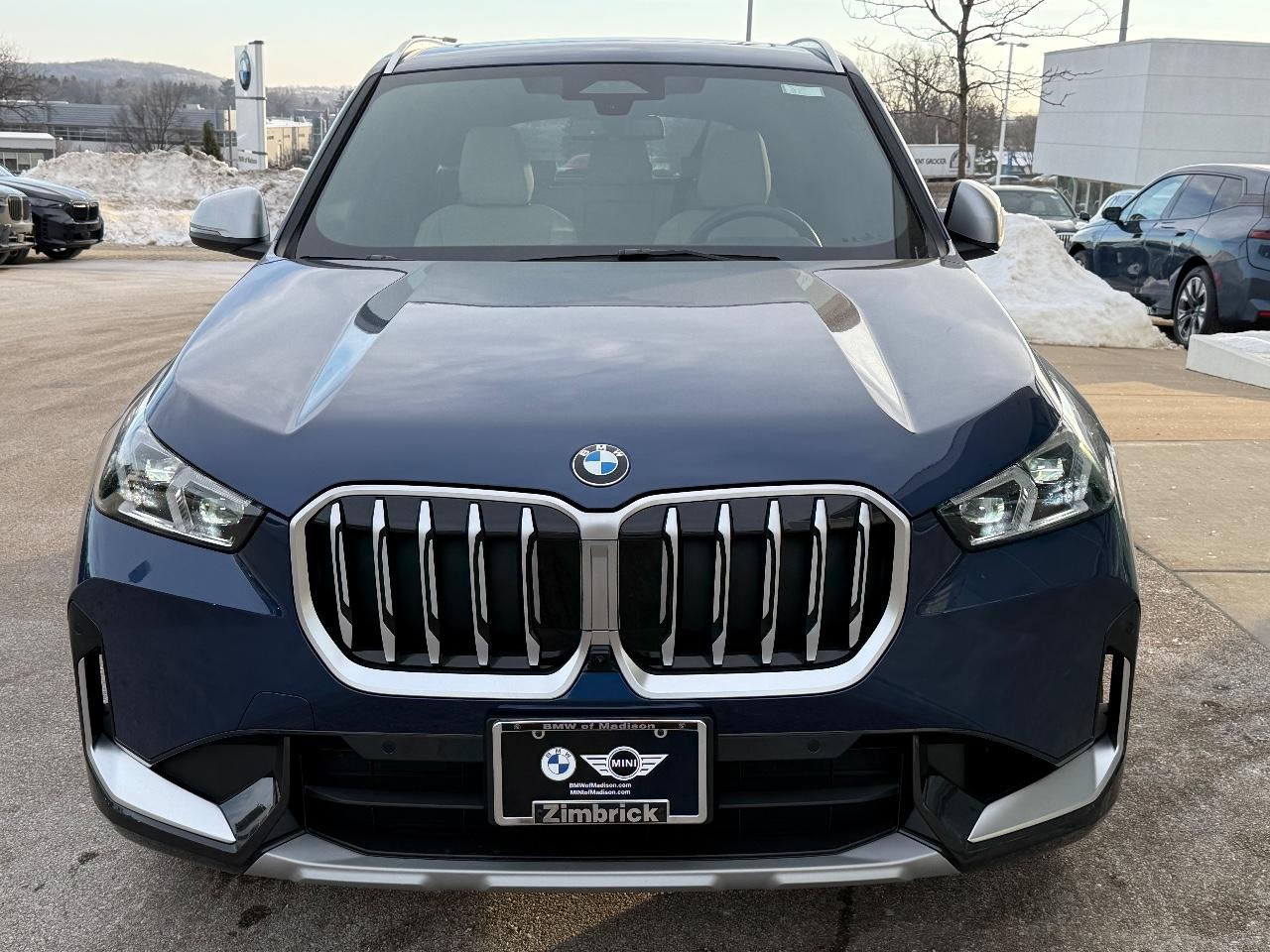 BMW X1 Vehicle Image 08