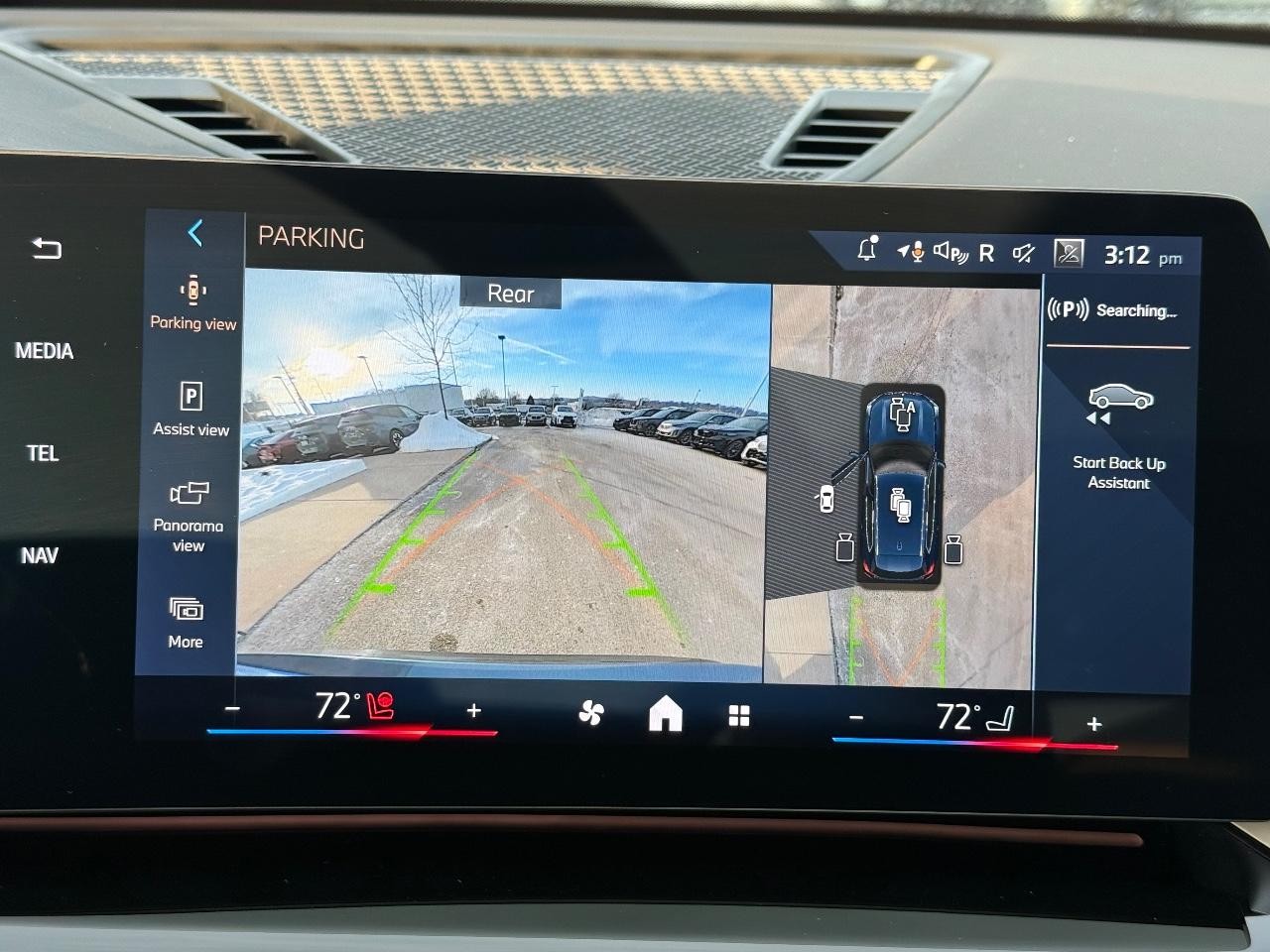 BMW X1 Vehicle Image 18