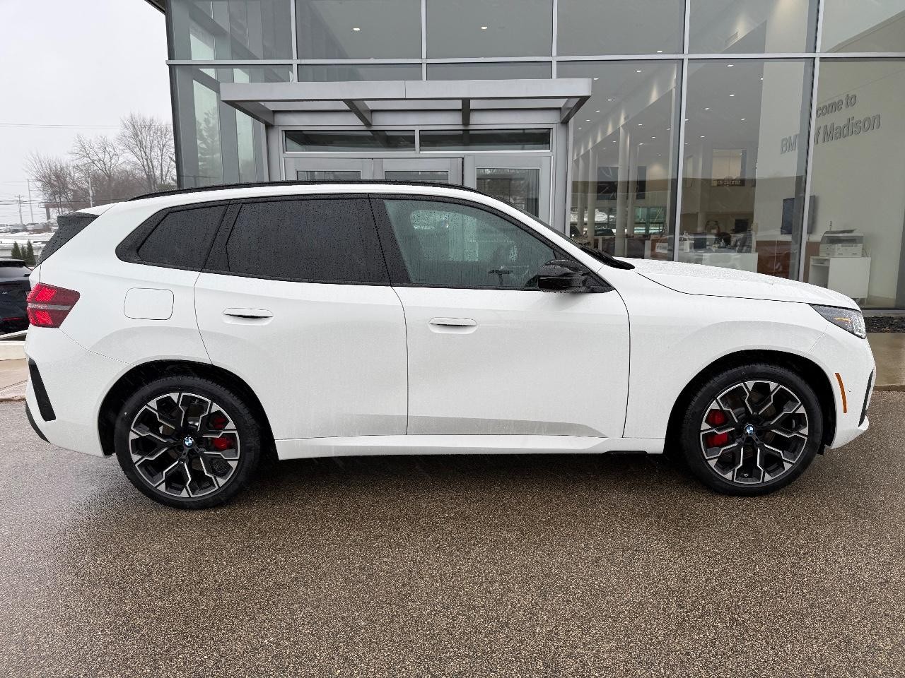 BMW X3 Vehicle Image 02