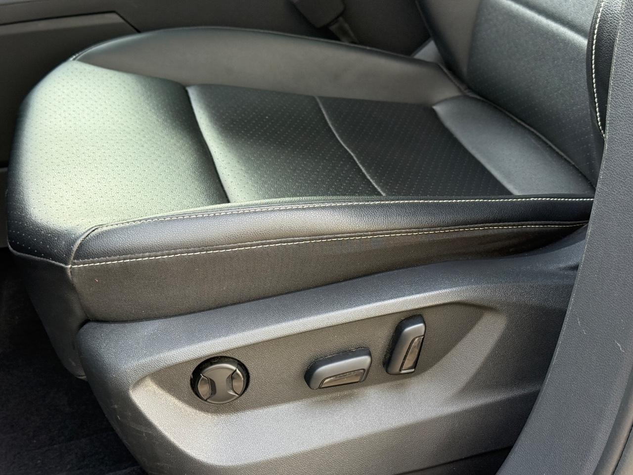 Volkswagen Atlas Vehicle Image 24