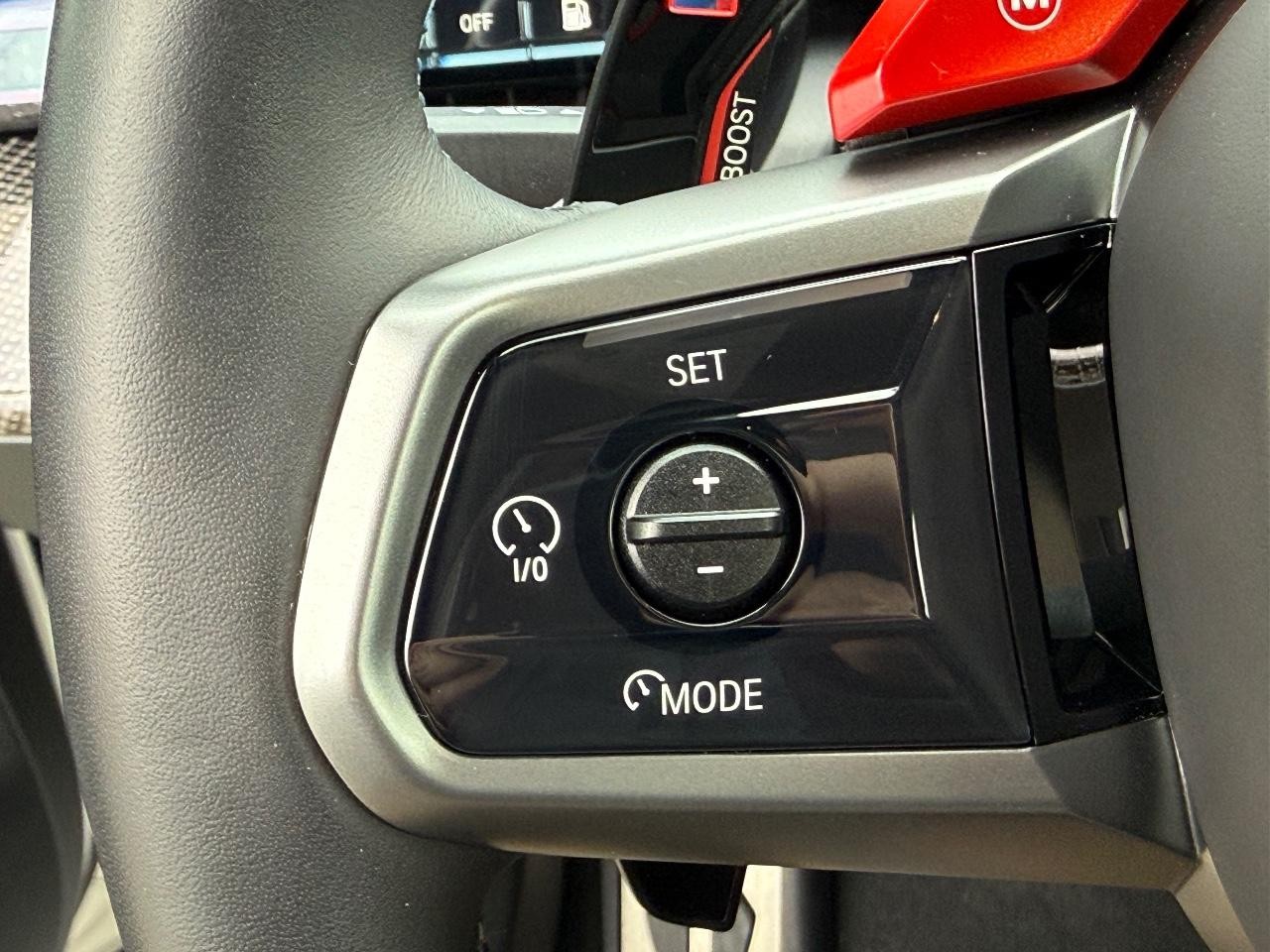 BMW M5 Vehicle Image 17