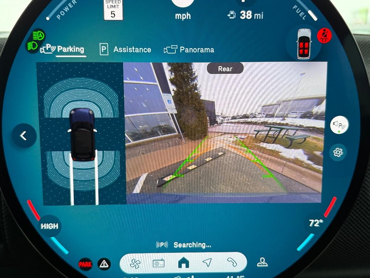 MINI Convertible Vehicle Image 13