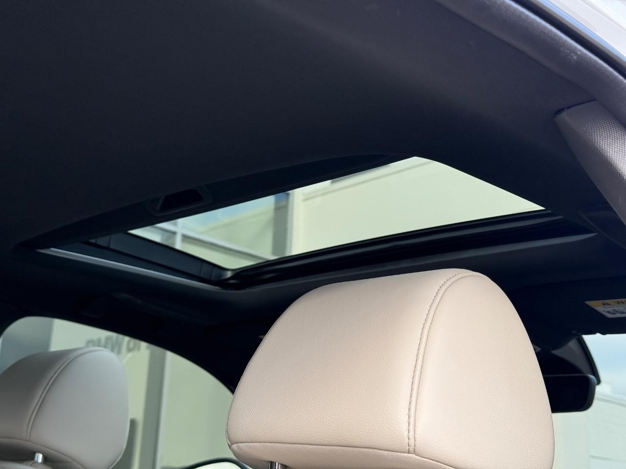 Acura Integra Vehicle Image 13