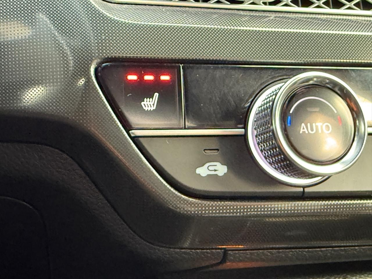 Acura Integra Vehicle Image 22