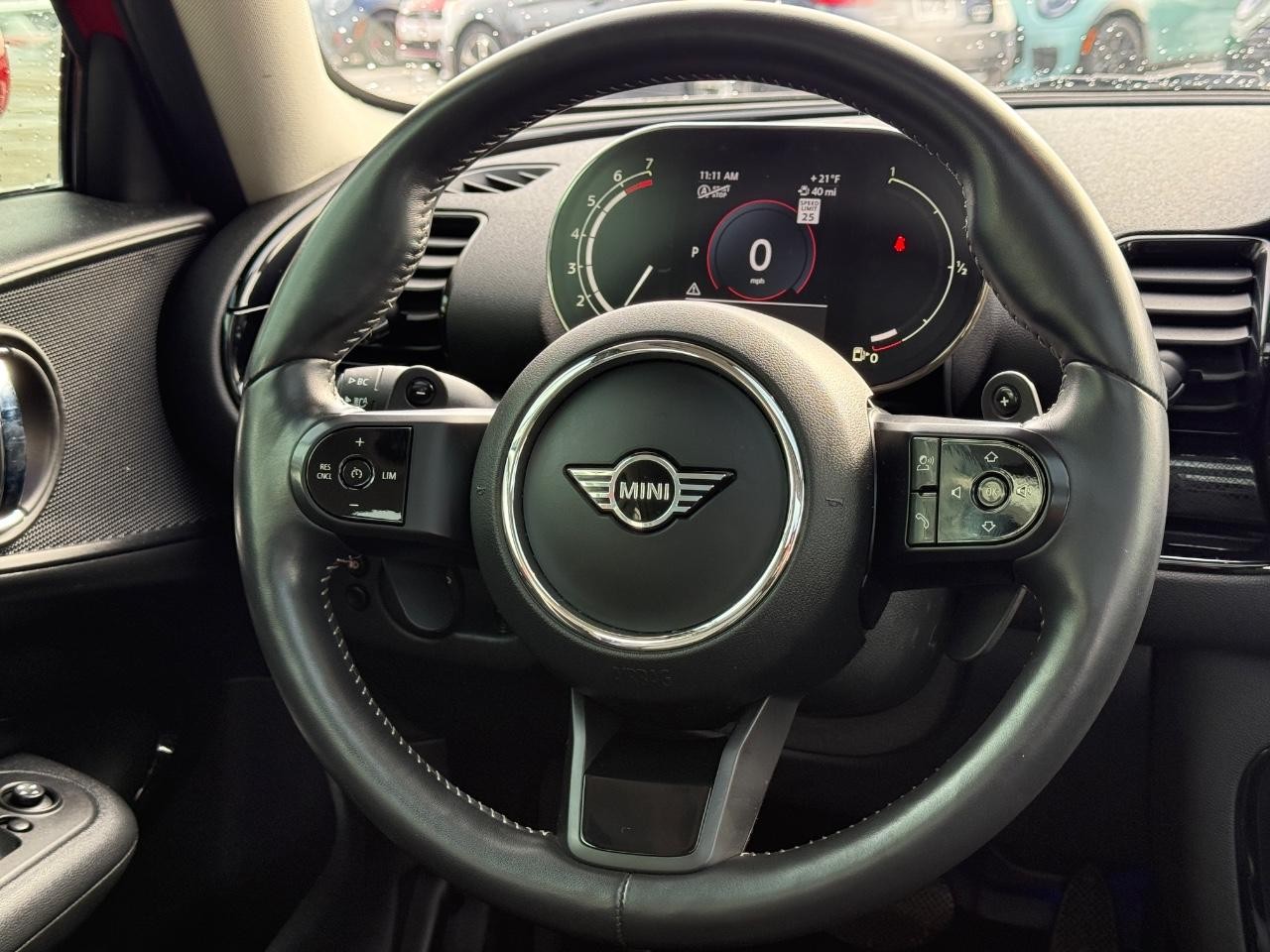 MINI Clubman Vehicle Image 13