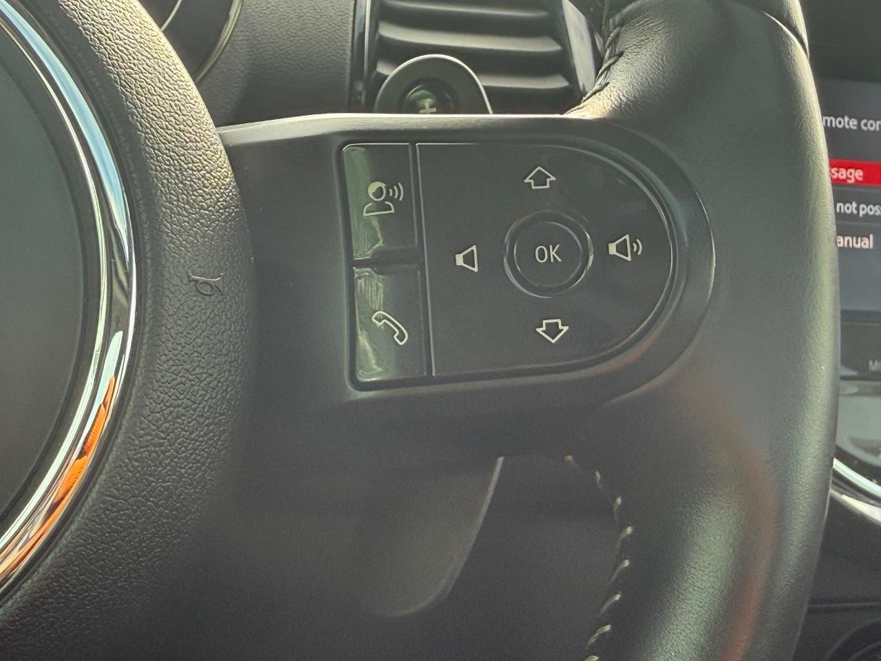 MINI Clubman Vehicle Image 15