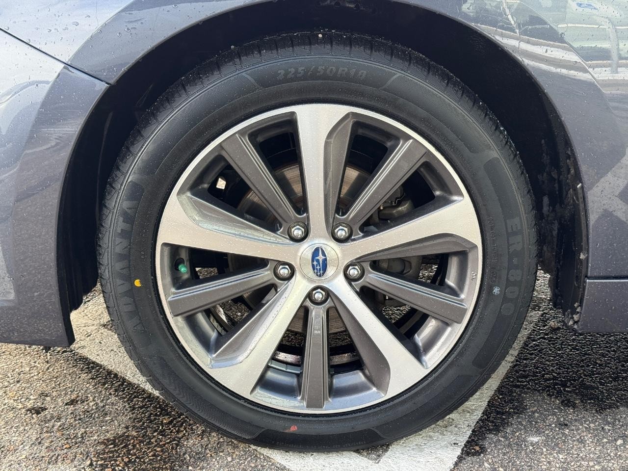 Subaru Legacy Vehicle Image 07