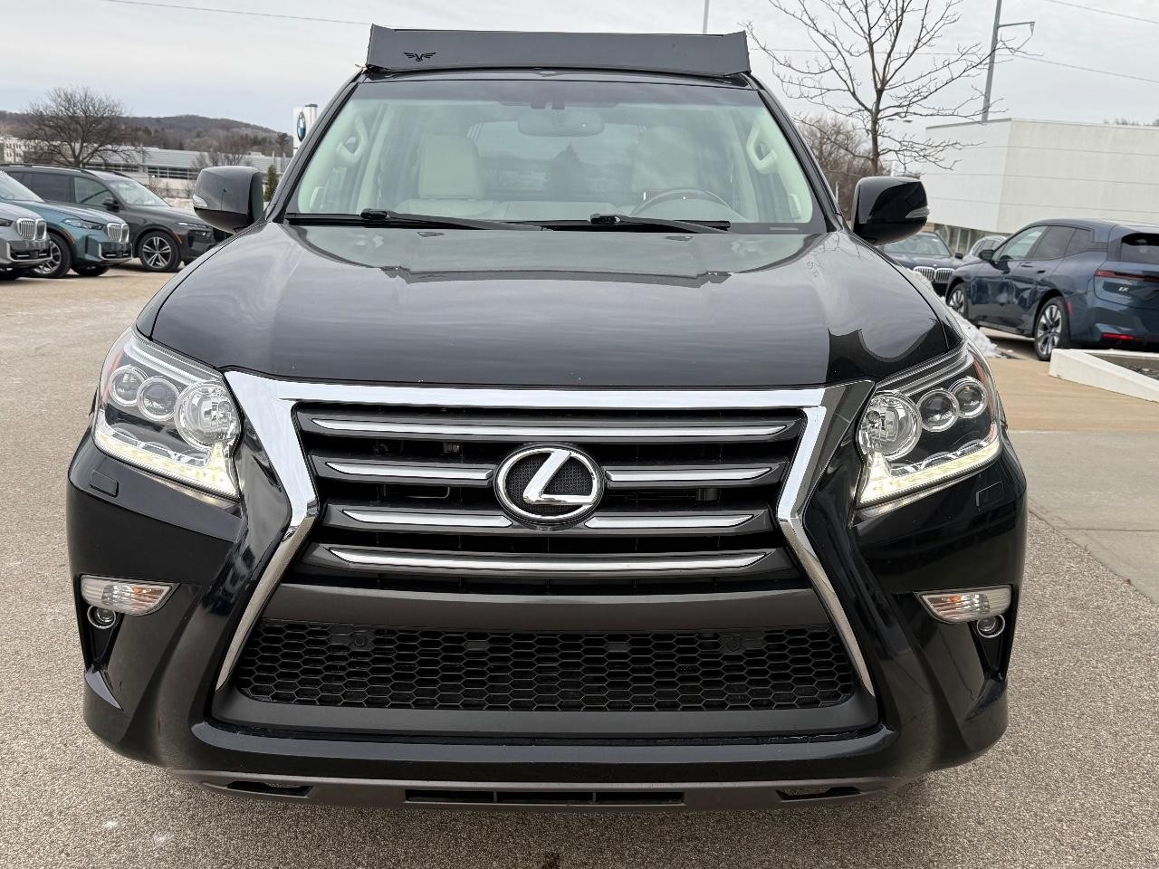 Lexus GX Vehicle Image 08
