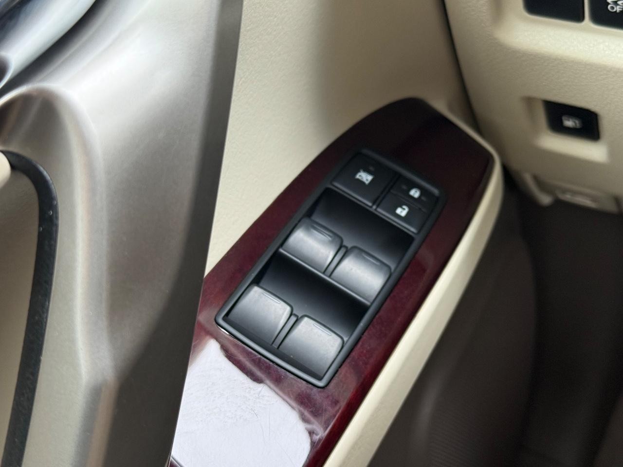 Lexus GX Vehicle Image 20