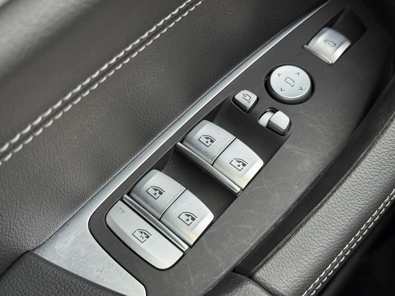 BMW X3 Vehicle Image 22