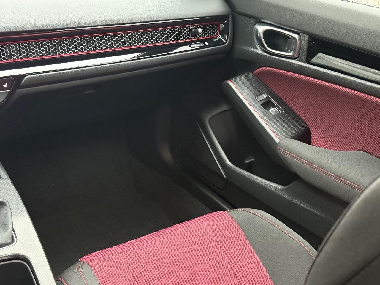 Honda Civic Si Vehicle Image 15