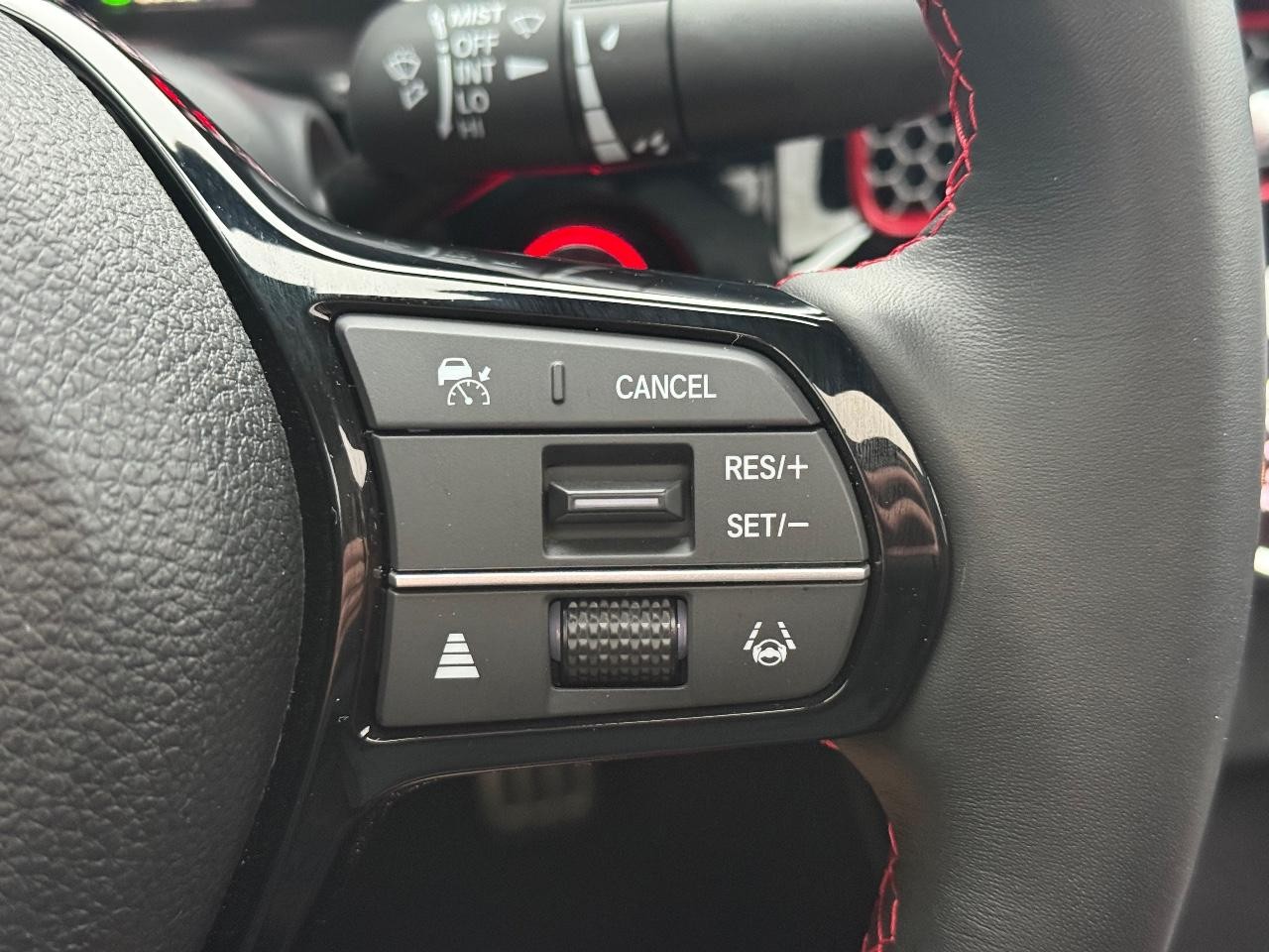 Honda Civic Si Vehicle Image 17