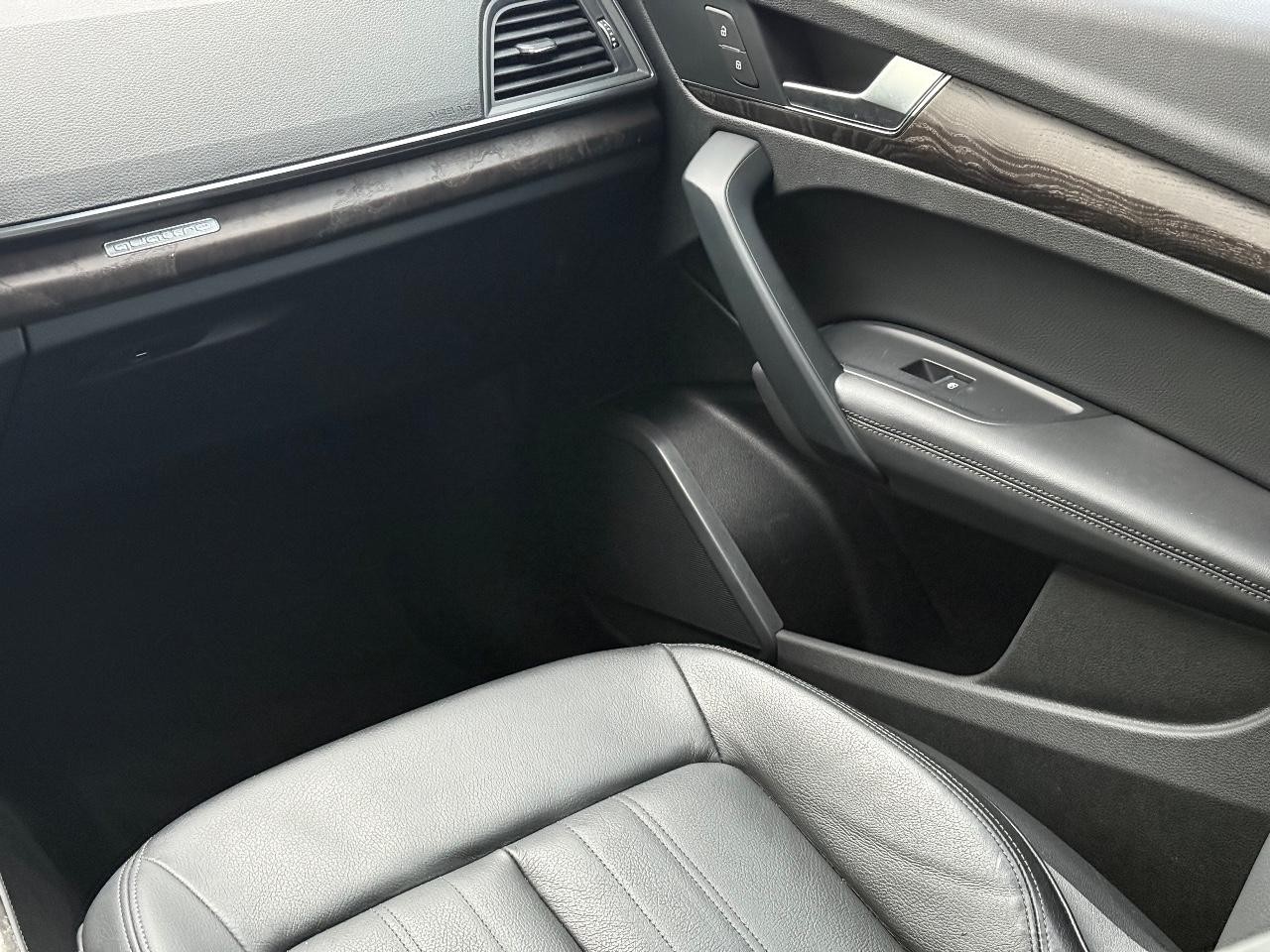 Audi Q5 Vehicle Image 14