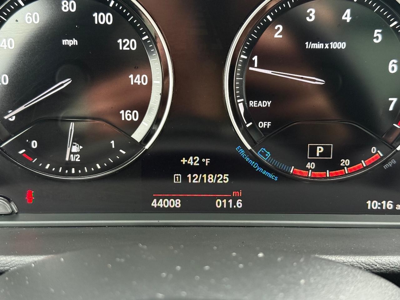 BMW X1 Vehicle Image 17