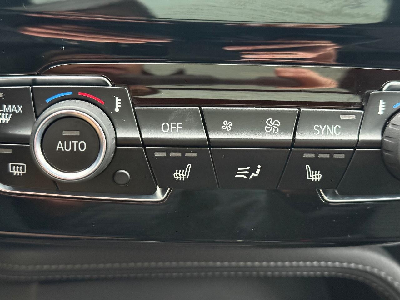 BMW X1 Vehicle Image 19