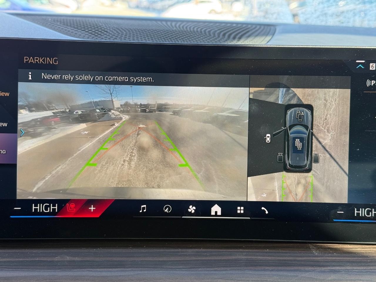 BMW X5 Vehicle Image 14