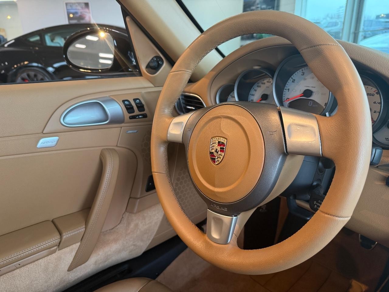 Porsche 911 Vehicle Image 12