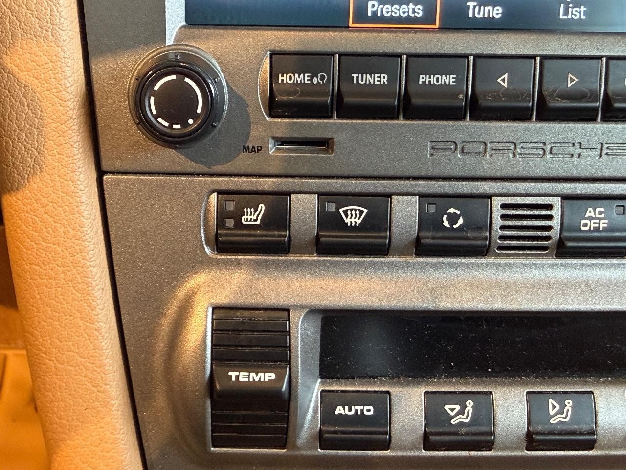 Porsche 911 Vehicle Image 15