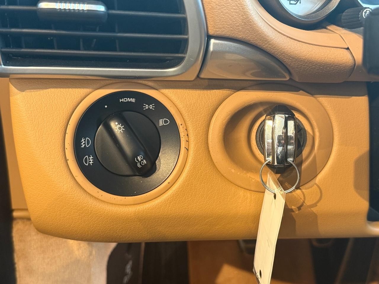 Porsche 911 Vehicle Image 18