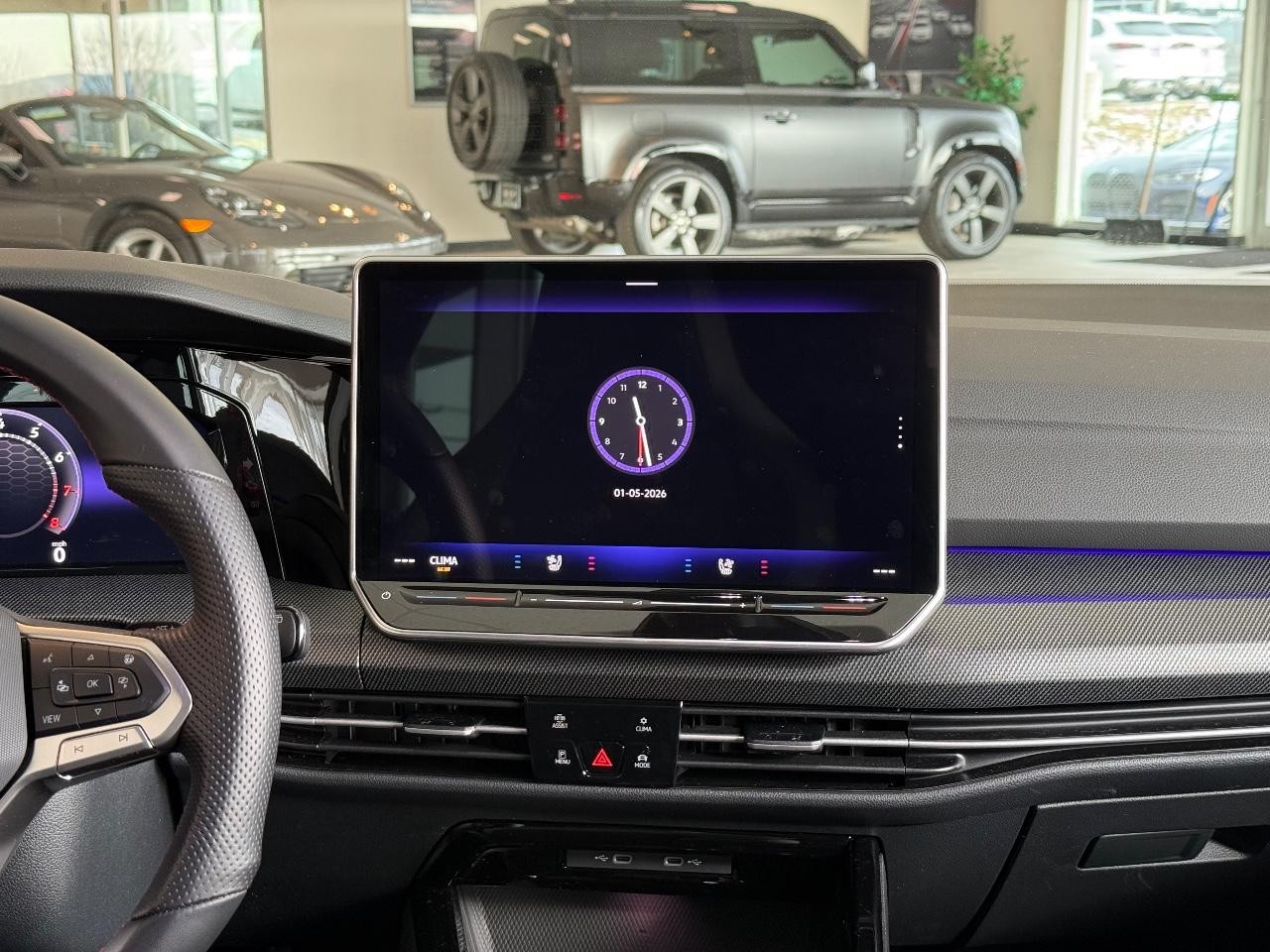 Volkswagen Golf GTI Vehicle Image 11