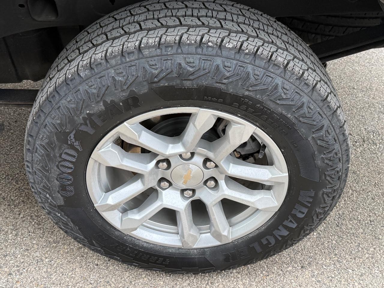 Chevrolet Silverado 1500 Vehicle Image 06