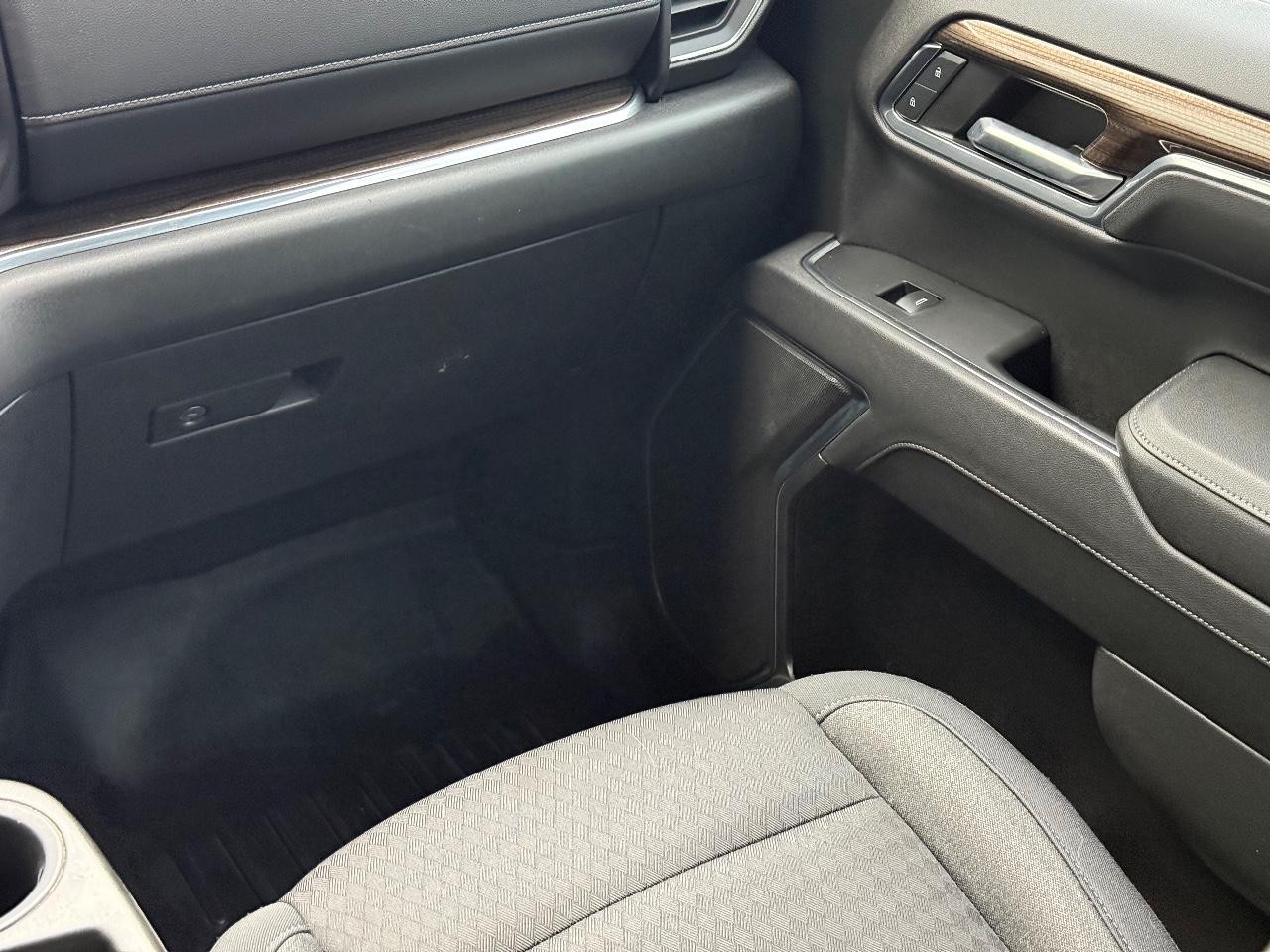 Chevrolet Silverado 1500 Vehicle Image 13