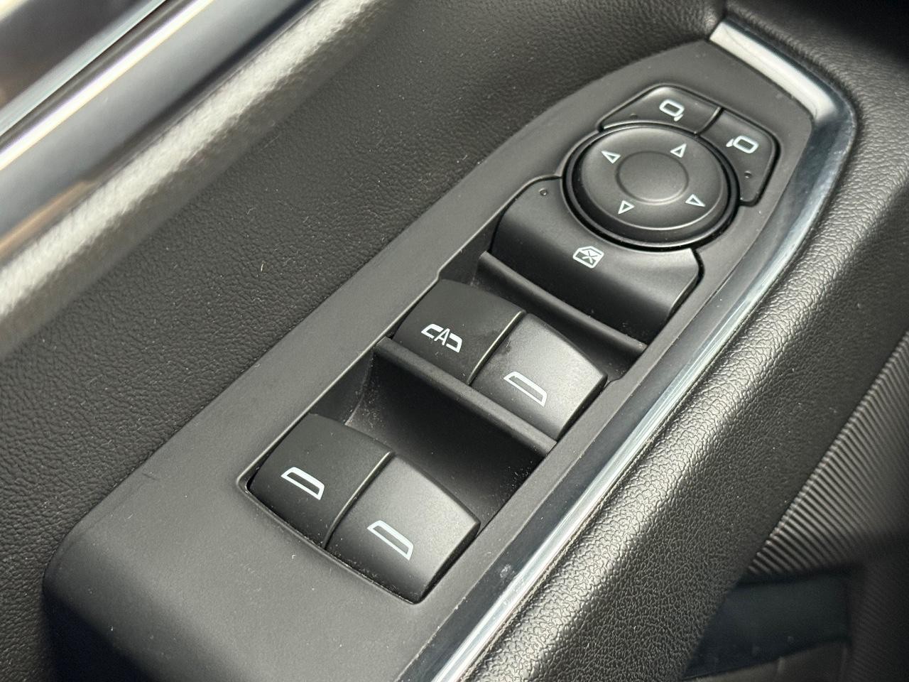 Chevrolet Silverado 1500 Vehicle Image 19