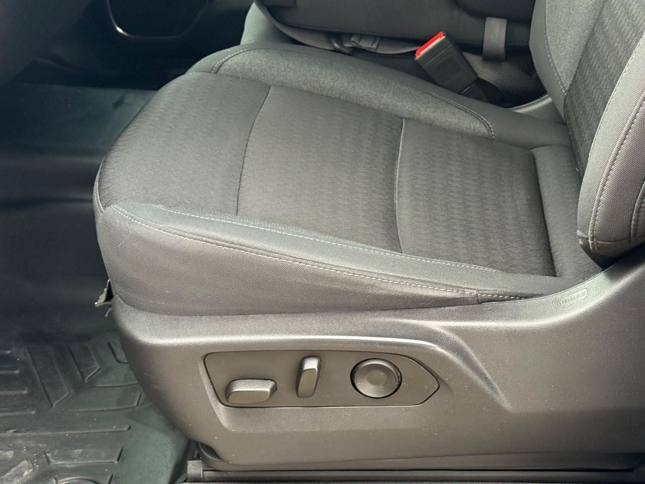 Chevrolet Silverado 1500 Vehicle Image 20