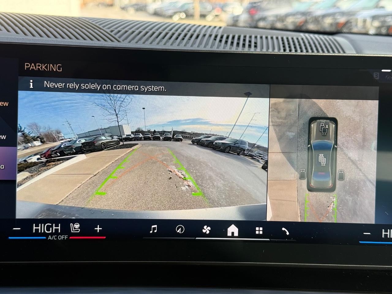 BMW 5 Series Vehicle Image 13